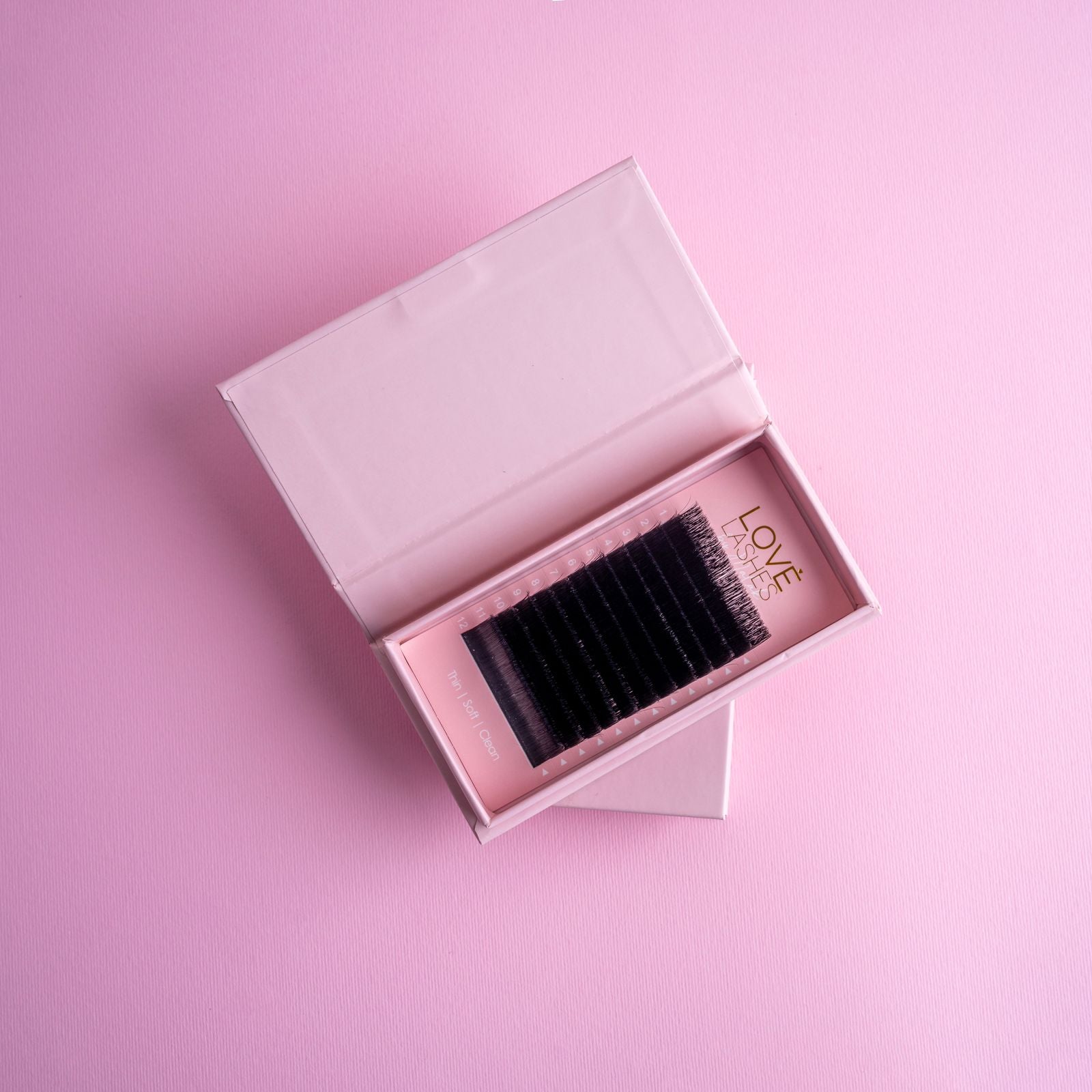 Signature Collection Volume Lashes (One Size Tray Curl C)